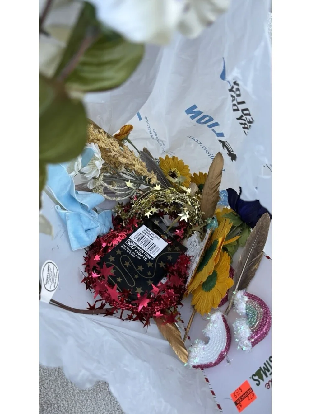 Lot Of Miscellaneous Craft Supplies